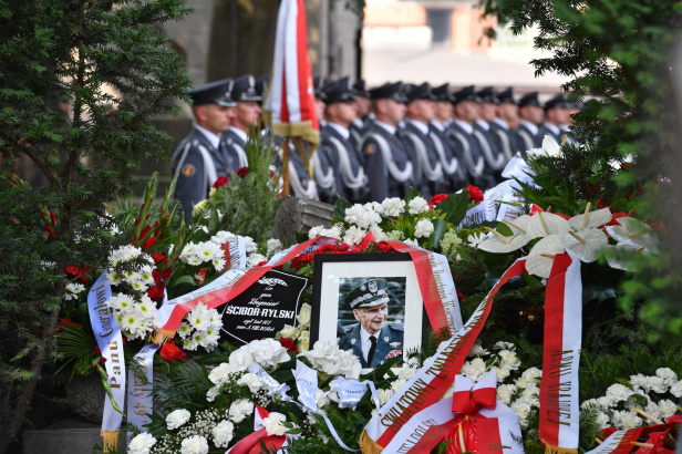 Pogrzeb generała Ścibora-Rylskiego PAP / Jacek Turczyk
